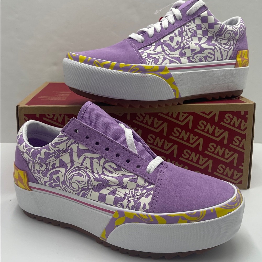 Vans WMNS Old Skool Stacked
Wavy Daze Sheer Lilac
VN0A4U15BD9 Platform Sneakers - Picture 12 of 16